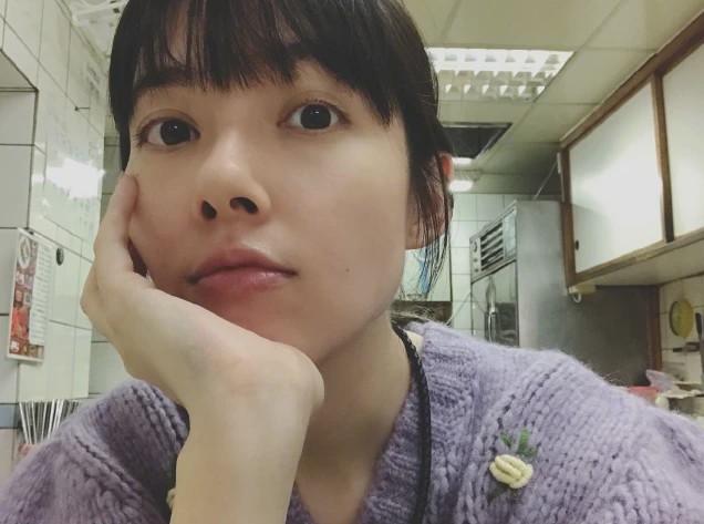「怀孕」向佐激动发图文郭碧婷疑成功怀孕,但“辟谣专家”向太发文疑似否认