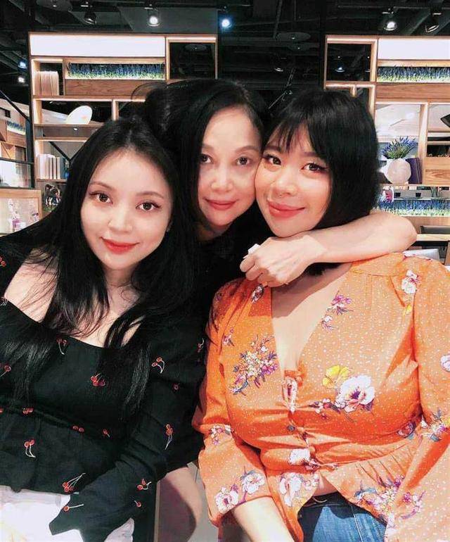 古董店|