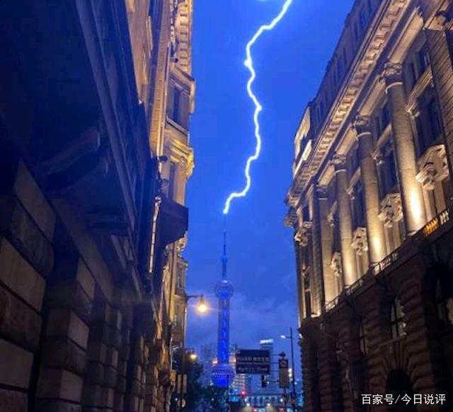 东方明珠塔|
