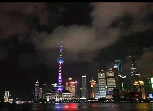 东方明珠塔|