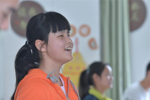 熊翎|
