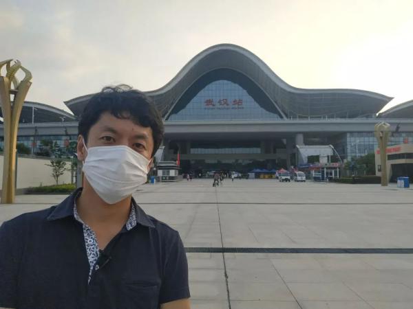 刷屏日本导演拍武汉的故事又火了