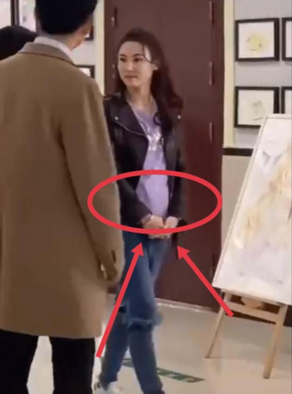 王菲怀孕|谢霆锋被拍到去王菲家过夜 此前频爆分手消息 感情一度成谜