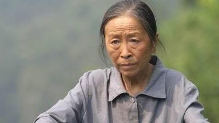 黄圣依|知名老戏骨张少华去世 杨洋贾玲冯远征等发文悼念