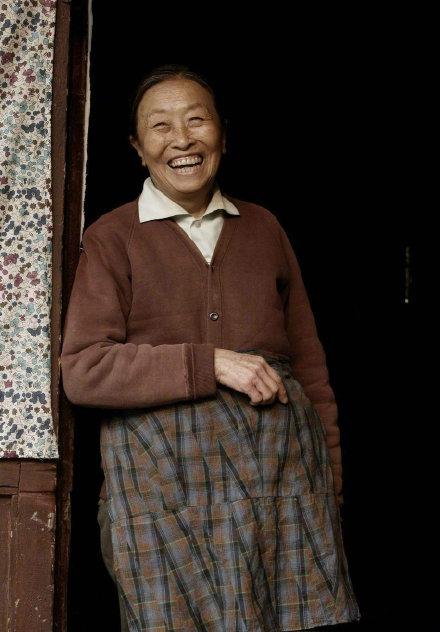 黄圣依|知名老戏骨张少华去世 杨洋贾玲冯远征等发文悼念