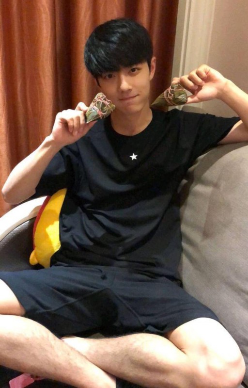 粉丝|李宁官宣肖战为全球代言人 官博关键词也非常贴合