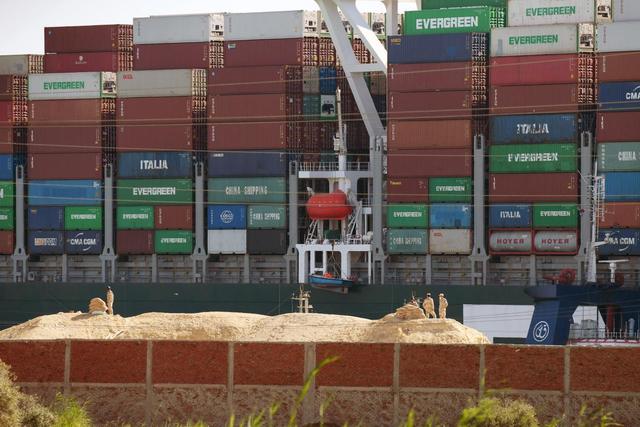 货船|苏伊士运河搁浅货轮已恢复正常航道 直击起浮现场