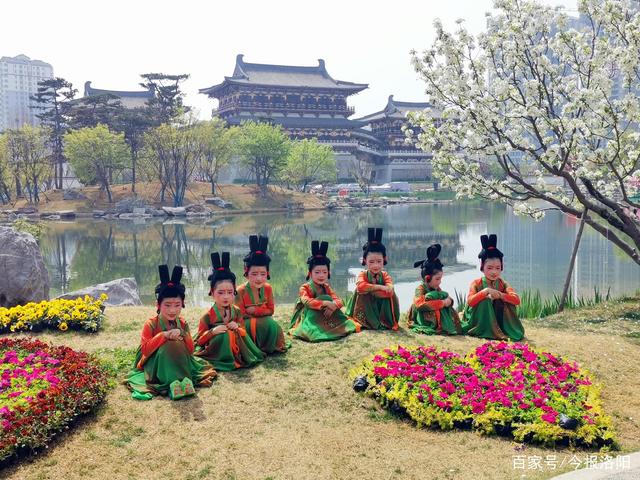 小儿垂钓|儿童版唐宫小姐姐来了 萌宝穿越回唐代体验传统文化巨大魅力