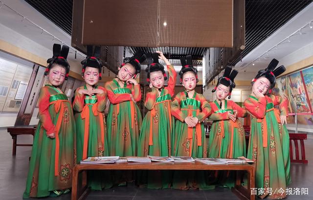 小儿垂钓|儿童版唐宫小姐姐来了 萌宝穿越回唐代体验传统文化巨大魅力