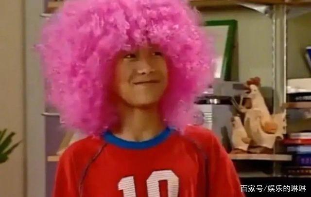 烤肠|张一山把南艺烤肠吃涨价 学生“控诉”吃不起被翻牌