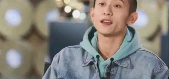 烤肠|张一山把南艺烤肠吃涨价 学生“控诉”吃不起被翻牌