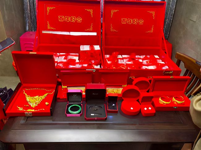 前男友|曝光女网红项思醒隐私 前男友被拘 后续走向出乎意料