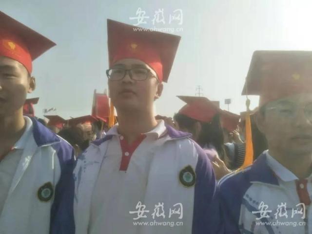 招生组|清华招生组回应截肢少年高考684分 进清华应该没问题