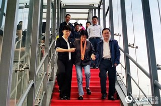 七一勋章|载誉而归的张桂梅:最牵挂孩子们 只要还有一口气我就会站在讲台上