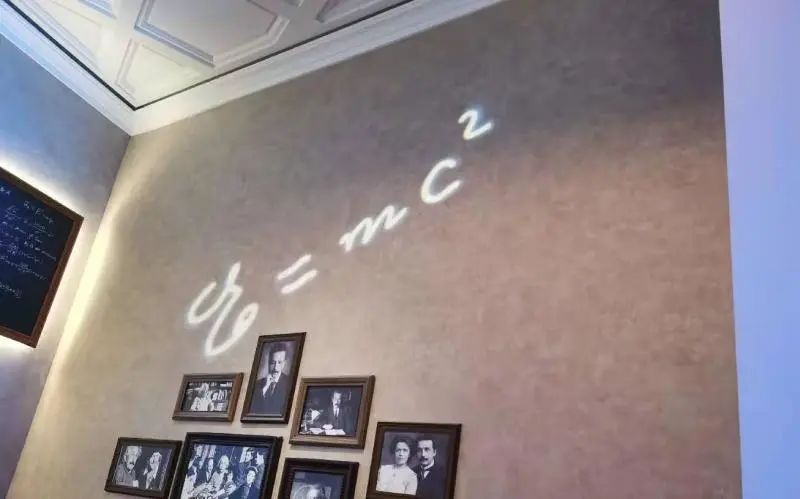 月球陨石|上海全球最大天文馆18日开馆 超多打卡点等你来探索