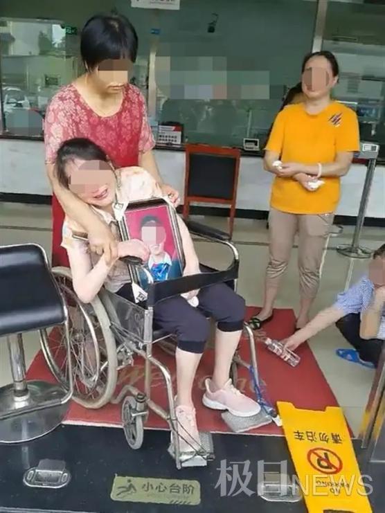 妇联|丈夫早已发微博预警“杀人”，湖南省湘乡市一女子等离婚判决时被丈夫杀害