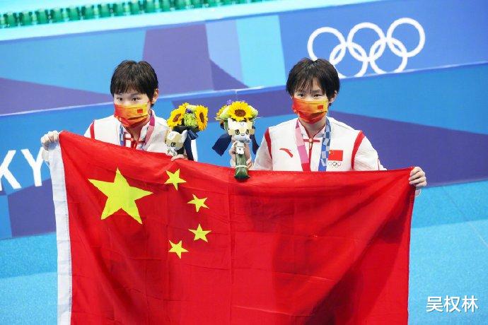 ■精彩！张家齐陈芋汐全运会再现复制粘贴，但奥运冠军组合却仅赢15分