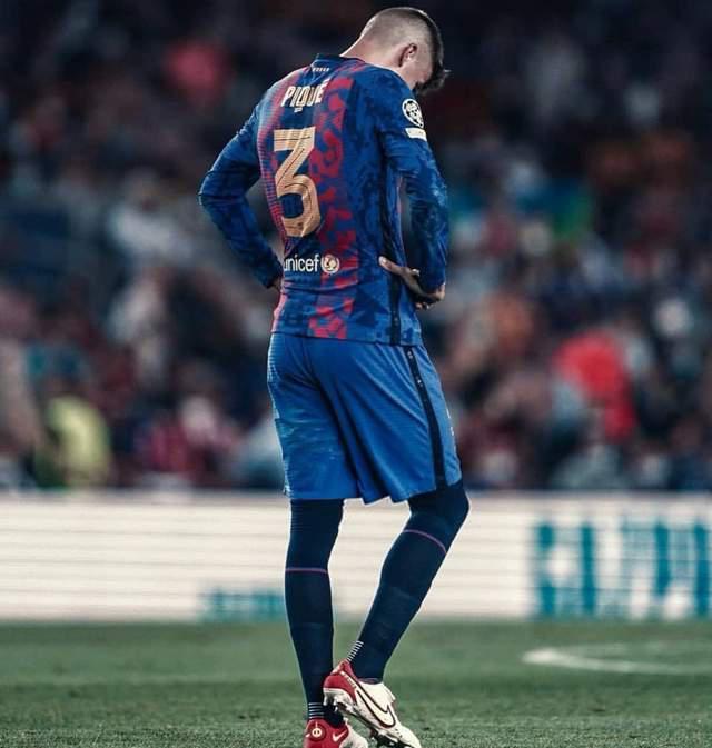 首轮比赛|巴萨全场竟0射正！欧冠：拜仁3-0巴萨，莱万梅开二度