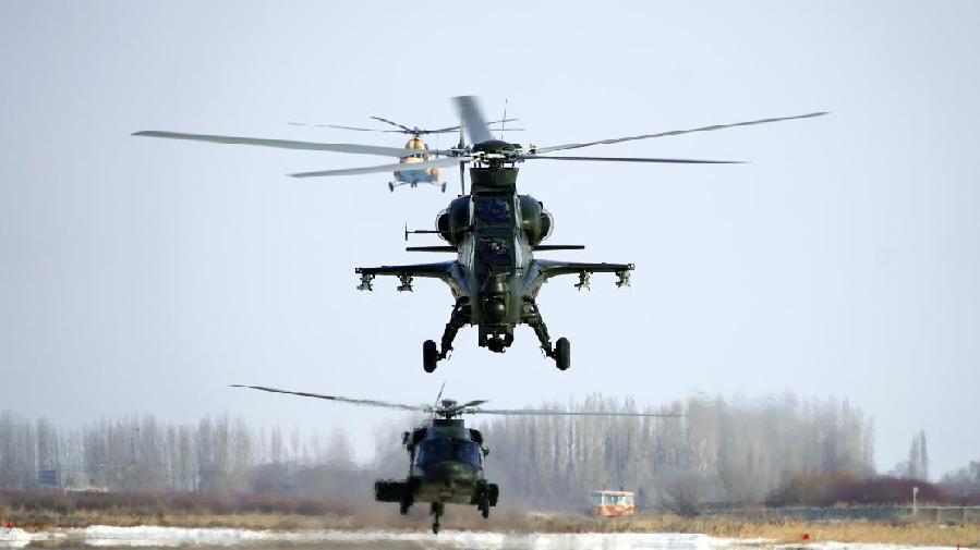 新疆军区某陆航旅开展实战化训练