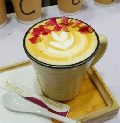点击图片进入第一页