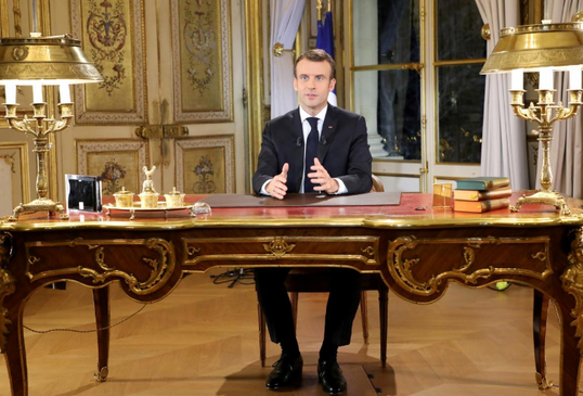 法国经济紧急状态 马克龙:将提高最低工资标准