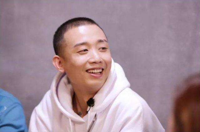 #rapper#出乎意料！流行圈的华晨宇，《歌手》决赛马思唯帮唱袁娅维