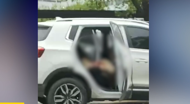 追尾事故|奇怪的交通事故:追尾后仓皇逃走 警方通报追尾车辆后座发现女尸