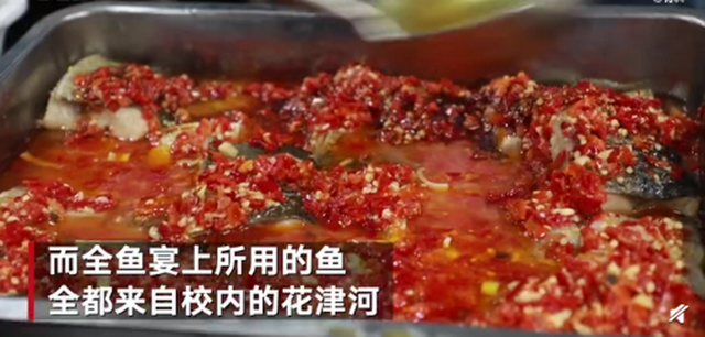 冰粉|云南大学食堂推出玫瑰宴 校园种植玫瑰花能观赏也能吃