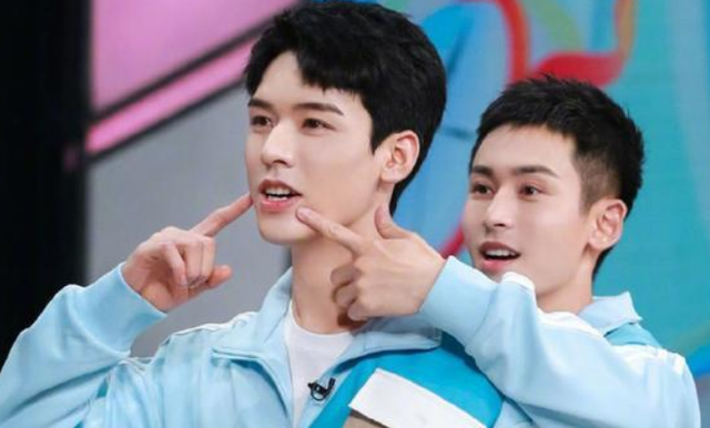 张哲瀚|龚俊为张哲瀚庆生 戏外互动让粉丝大呼：“等一早上值了！”