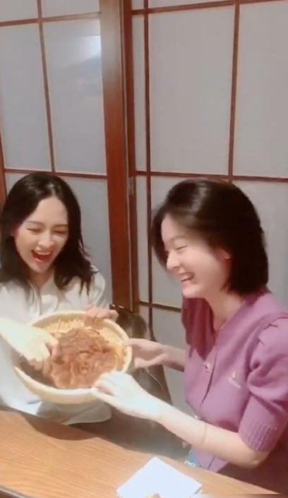 粉丝|张雪迎发长文回应粉丝 姐姐辱骂粉丝称＂爱粉不粉＂