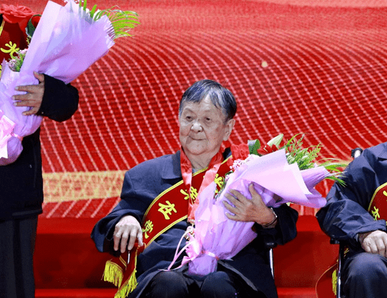 李白|公布“永不消逝电波”的收报人，她的家族有4位隐蔽战线革命工作者