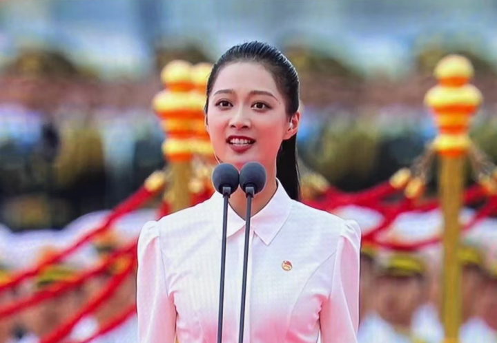 艺考|嘉兴女孩庆祝大会致献词 父亲:看直播才知女儿是四个领诵员之一