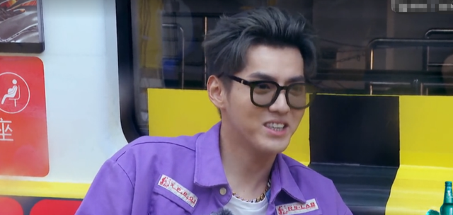 吴亦凡|都美竹姐姐回应吴亦凡工作室澄清:好几十个女生,怕你澄清不过来