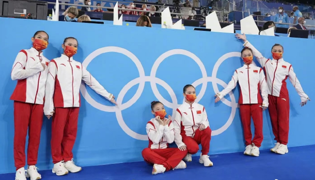 夺冠|抗日曲九儿响彻东京赛场 在历年来的自由操选曲风格多元