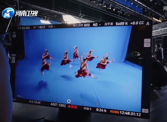 金刚力士|赢得满堂喝彩却败好感，《七夕奇妙游》导演组致歉被指盗用图片