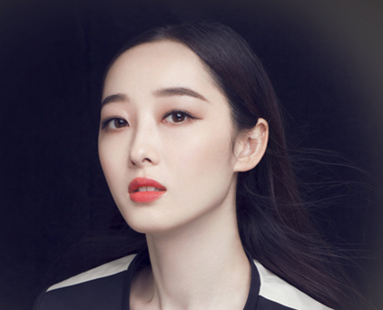 尹正|多次行程重合，尹正陈都灵疑似恋情曝光！网友：感觉差辈了