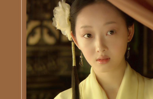 尹正|多次行程重合，尹正陈都灵疑似恋情曝光！网友：感觉差辈了