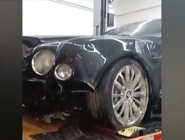 服务费|宾利停4S店22天被索要16万停车费 名曰＂工位占用费＂