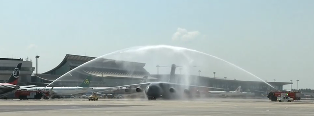 塔台|铁血今犹在，山河已无恙 送烈士回家的塔台对话听到泪目