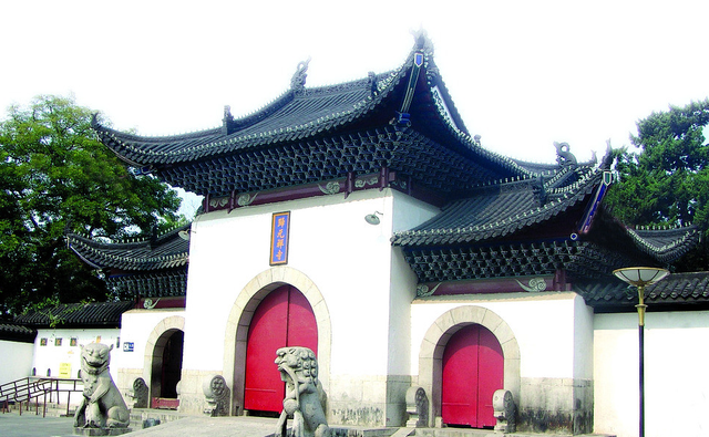 和尚|假的!武汉归元禅寺官方辟谣“寺庙招和尚月薪1万5”