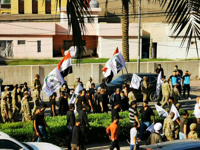 伊拉克民众|三架武装无人机袭击，谁是伊拉克总理遇袭事件的幕后黑手